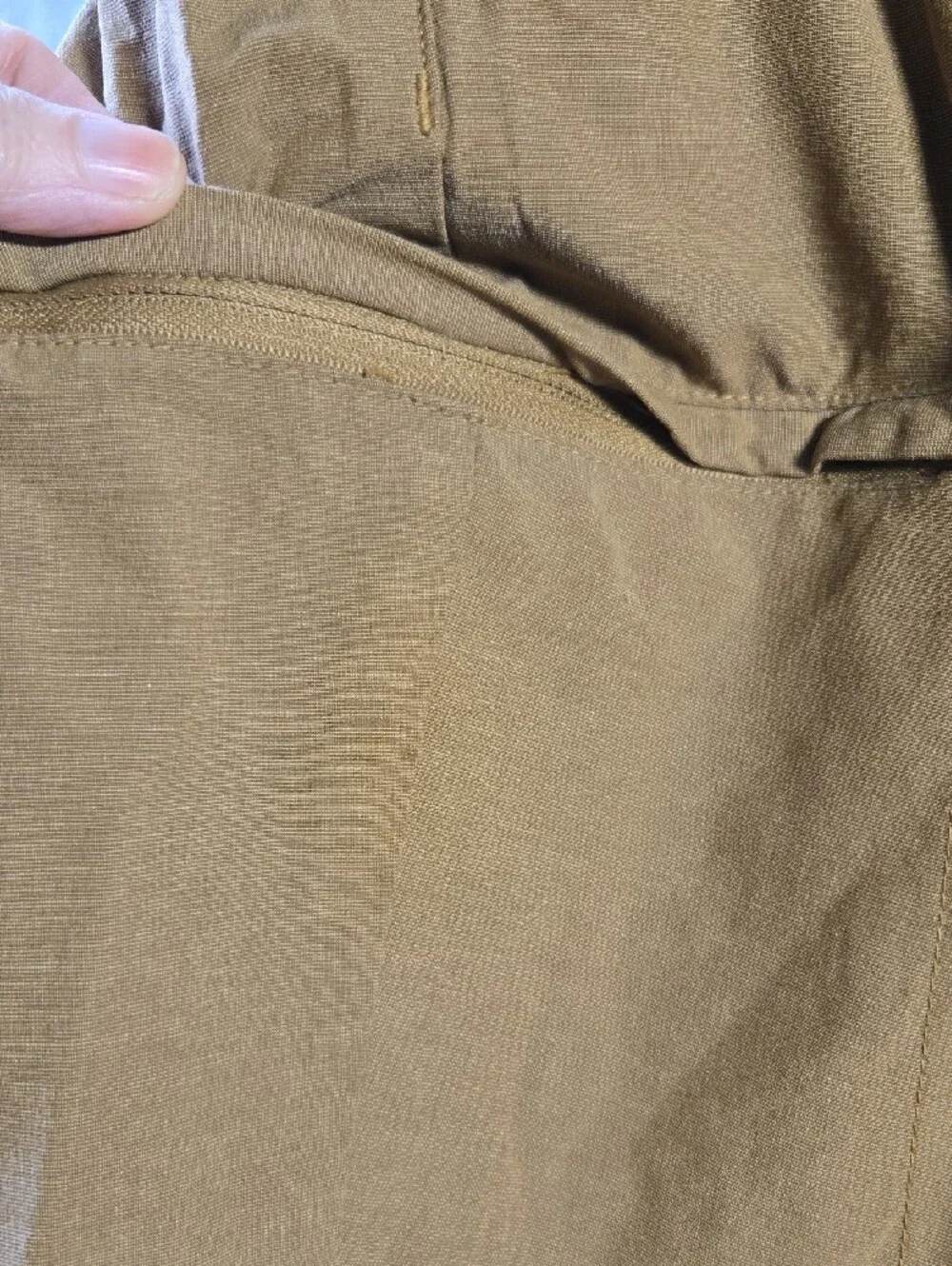 Sonoma Men's Cargo Shorts in Tan
